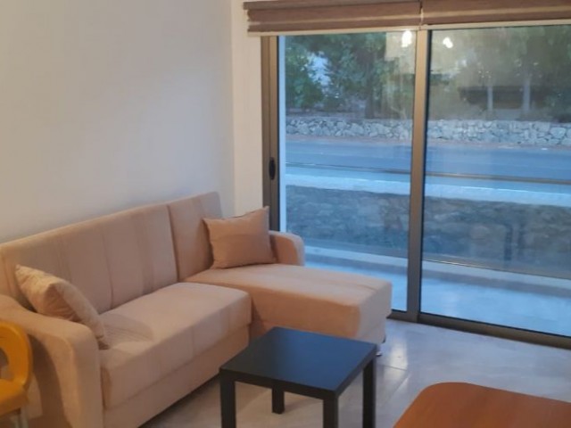 Flat To Rent in Zeytinlik, Kyrenia