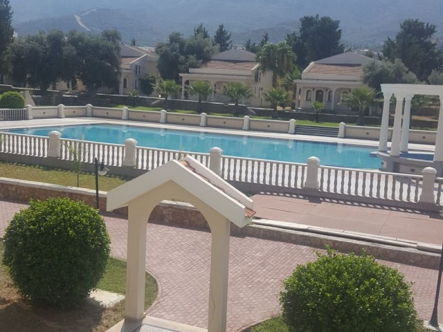 Studio Flat To Rent in Karaoğlanoğlu, Kyrenia