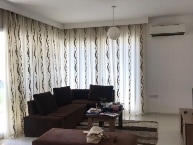 Flat For Sale in Girne Merkez, Kyrenia