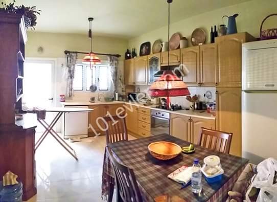 Flat For Sale in Köşklüçiftlik, Nicosia