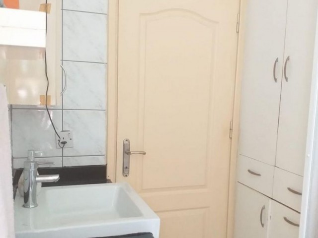 LEFKOŞA YENİKENT  BÖLGESİ'NDE TÜRK MALI EŞYALI 3+1 SATILIK PENTHOUSE