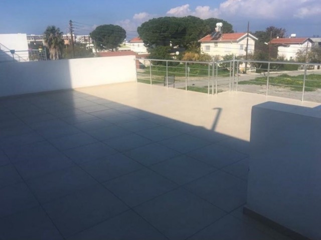 Flat To Rent in Karaoğlanoğlu, Kyrenia