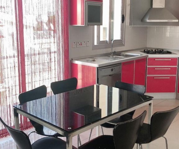 Flat To Rent in Girne Merkez, Kyrenia