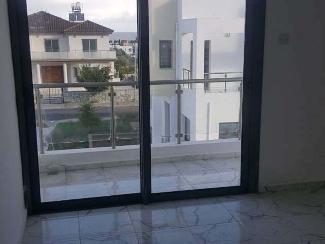 Flat For Sale in Zeytinlik, Kyrenia