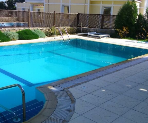  4 + 1 FULLY FURNISHED VILLA WITH POOL AND POOL IN THE LAPTA.