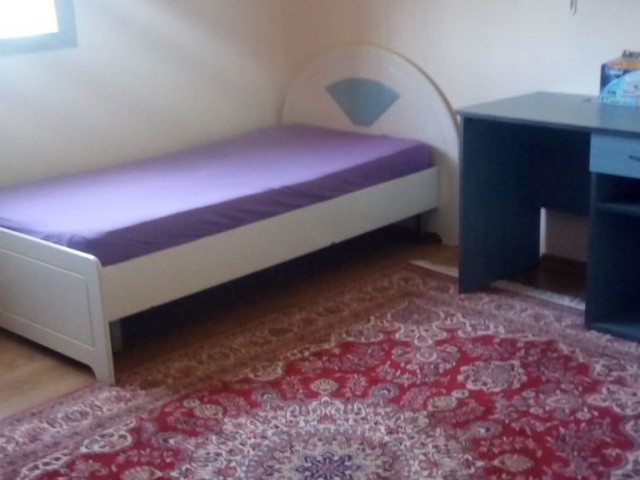 Flat To Rent in Karaoğlanoğlu, Kyrenia