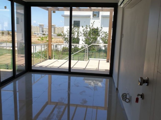 Flat For Sale in Alsancak, Kyrenia