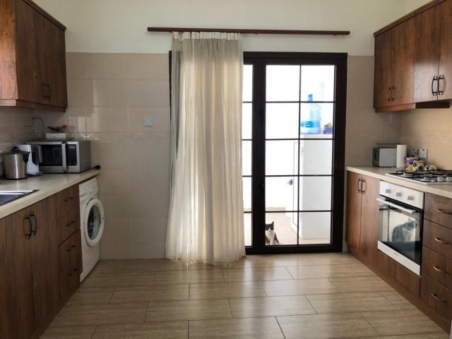 Villa To Rent in Bellapais, Kyrenia