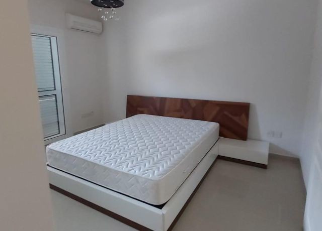 Flat To Rent in Alsancak, Kyrenia