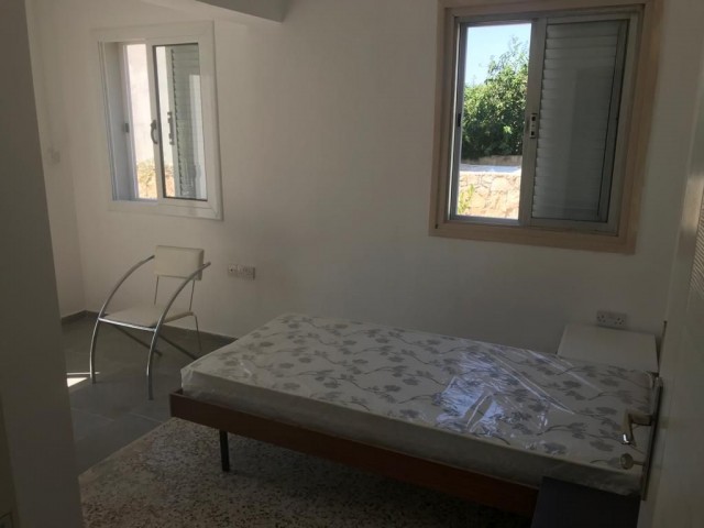 Flat To Rent in Karaoğlanoğlu, Kyrenia