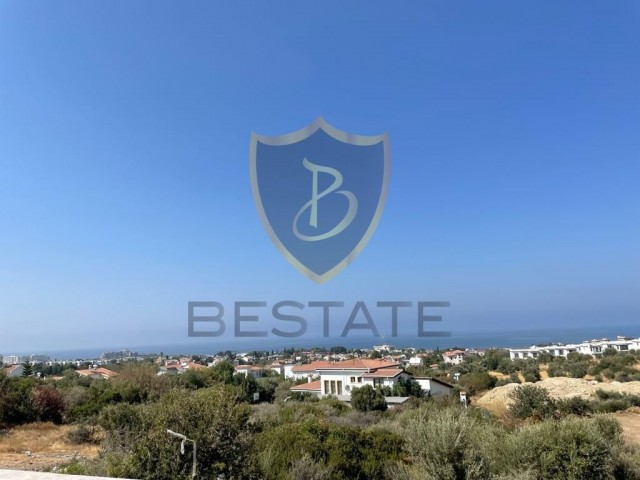 Girne Alsancak Satılık 4+1 Villa !