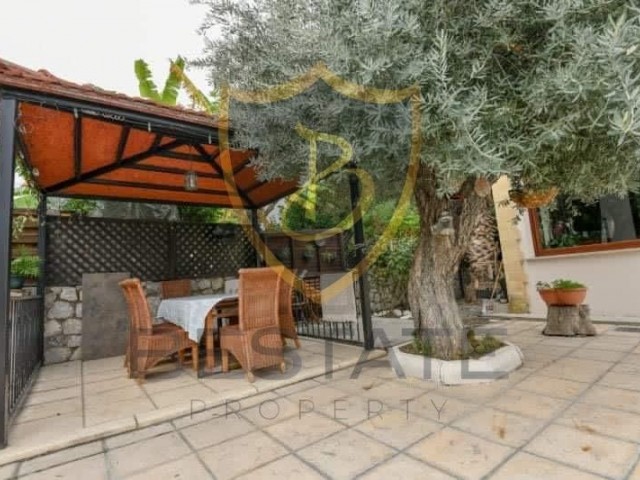 MODERN LUXURY 3+1 VILLA FOR SALE IN KYRENIA KARAKUM !! ** 