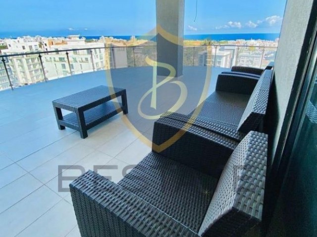 2+1 PENTHOUSE FOR RENT WITH A MAGNIFICENT VIEW IN THE CENTER OF KYRENIA !! ** 