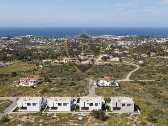 ULTRA LUXUS 4+1 VILLA ZUM VERKAUF MIT PANORAMABLICK AUF KYRENIA BELLAPAIS!! ** 