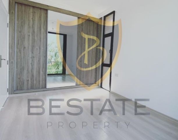 !! OPPORTUNITY PRICE!! 2+1 FLAT FOR SALE IN A COMPLETE WITH POOL IN ALSANCAK, KYRENIA!! ** 