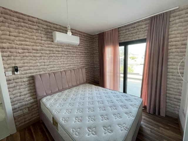 GİRNE MERKEZDE PANORAMİK MANZARALI  2+1 SATILIK PENTHOUSE