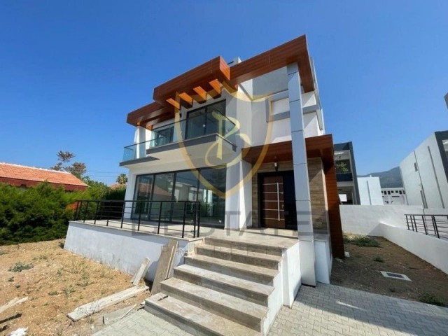 3 + 1 LATEST VILLA FOR SALE IN ALSANCAK, KYRENIA !! ** 