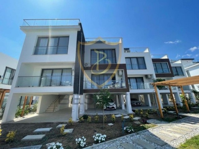 VOLL MÖBLIERTE MODERNE 3 + 1 VILLA ZU VERMIETEN IN KYRENIA MIT POOL IM OLIVENHAIN!! ** 