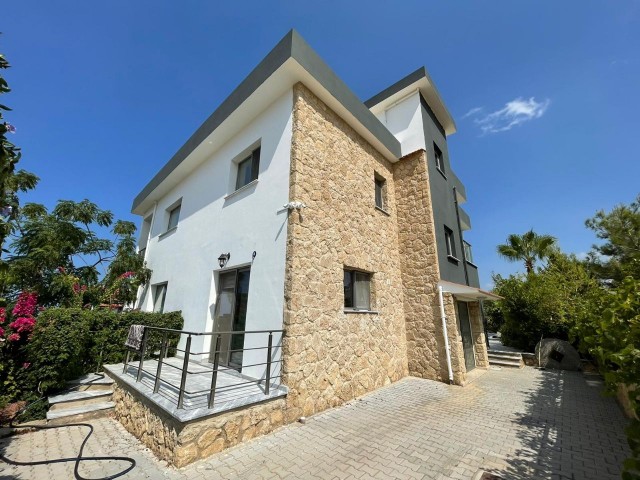 MODERNE 4+1 VILLA ZUR MIETE IN KYRENIA CHATALKÖY DE LU LLOU MÖBLIERT !! ** 