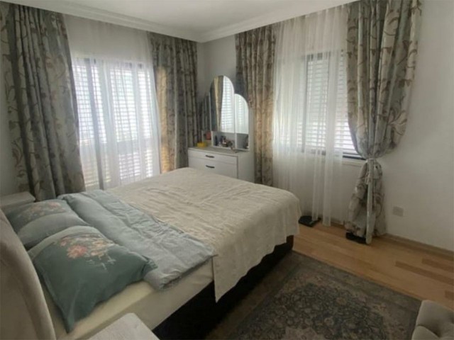 3+1 FURNISHED FLAT FOR SALE IN KYRENIA CENTER !!