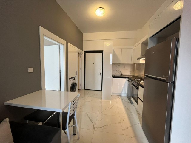 NEU MÖBLIERTE LUXURIÖSE 1+1-WOHNUNG IN ALSANCAK, KYRENIA !!!