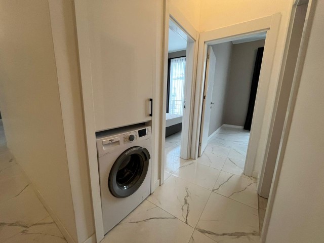 LUXURIÖSE NEU MÖBLIERTE 2+1-WOHNUNG ZU VERMIETEN IN ALSANCAK, KYRENIA!!!