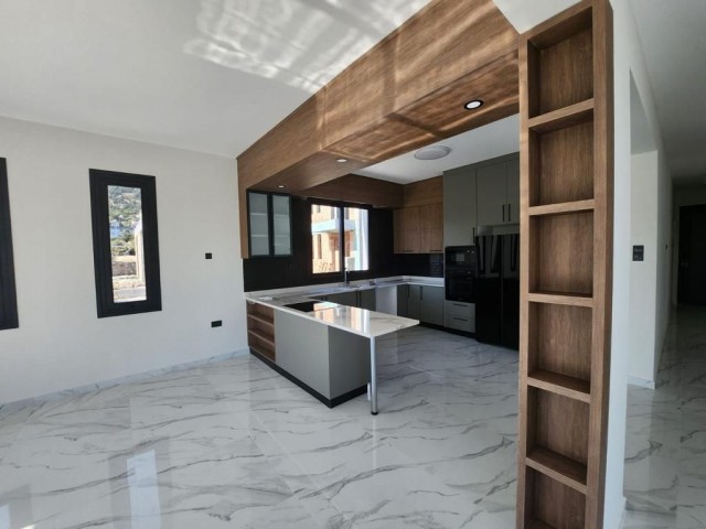 4+1 VILLA ZUM VERKAUF IN KYRENIA LAPTA !!!