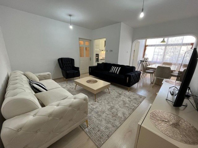 LEFKOŞA YENİKENT'DE MASRAFSIZ TÜRK KOÇANLI SATILIK 2+1 DAİRE !!