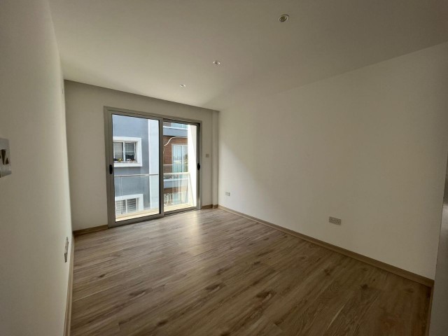 3+1 WOHNUNG ZU VERKAUFEN IN EINEM PRESTIGETRÄCHTIGEN KOMPLEX IN KLEINEN KAYMAKLI, LEFKOŞA!!! ** 