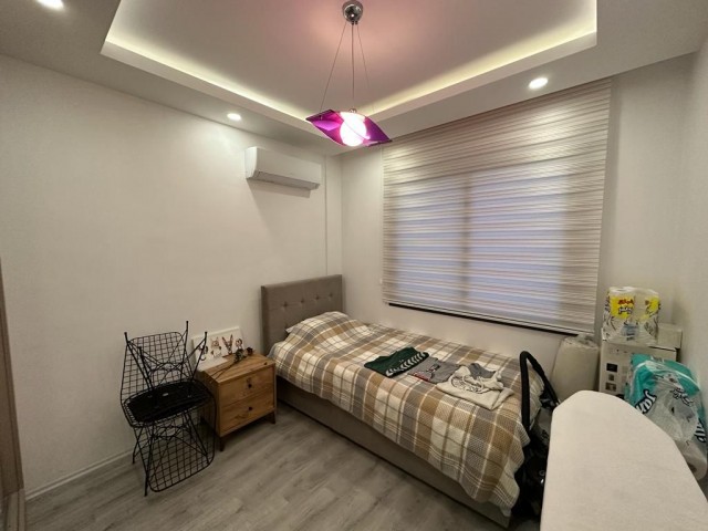 2+1 FLAT FOR SALE IN ALSANCAK, KYRENIA WITH ALL EXPENSE PAID LUXURIOUS FURNITURE !!