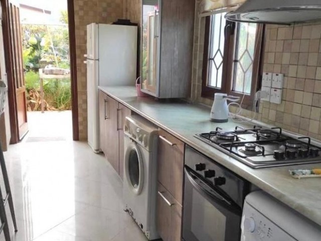 3+1 DETACHED HOUSE FOR SALE IN KYRENIA LAPTA!!