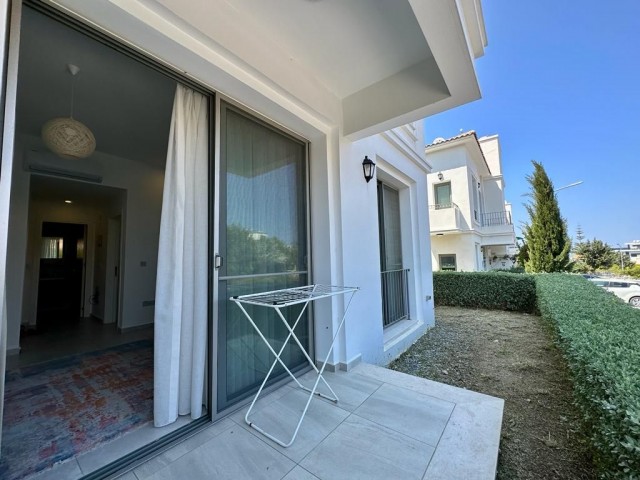 1+1 FLAT FOR SALE IN A LUXURIOUS COMPLEX IN ALSANCAK, KYRENIA!!