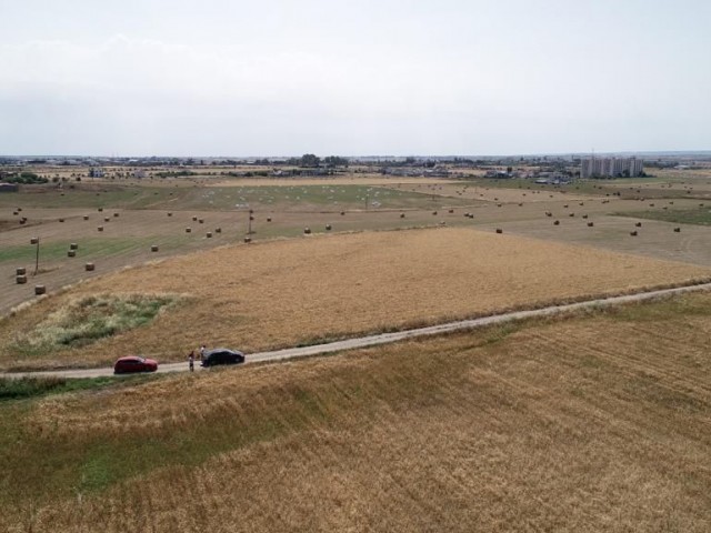 LAND FOR FLOOR AGAINST LEFKOSA ERÜLKÜ SUPERMARKET!!