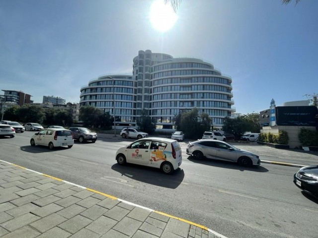 2+1 PENTHOUSE IM KYRENIA-ZENTRUM, WO SIE DAS GANZE KYRENIA VON DER AUSSICHTTERRASSE AUS BEOBACHTEN KÖNNEN!!