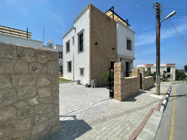 2+1 VILLA MIT MEERBLICK IN ÇATALKOY, KYRENIA!!