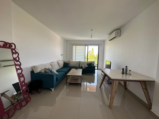 GİRNE BELLAPAİS'DE DAĞ VE DENİZ MANZARALI SATILIK 2+1 PENTHOUSE !!