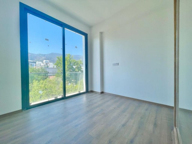 GİRNE ALSANCAK'TA 2+1 SATILIK  SIFIR DAİRE !!