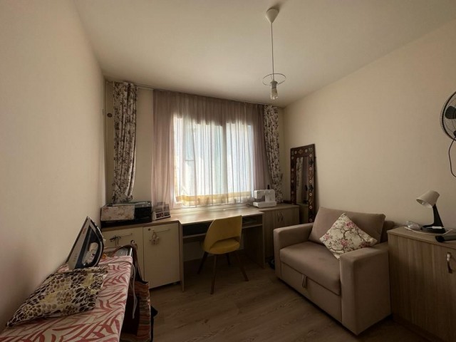 3+1 FLAT FOR SALE IN KYRENIA CENTER !!