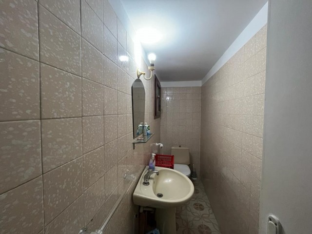 3+1 FLAT FOR SALE IN KYRENIA CENTER WITH OPPORTUNITY !!