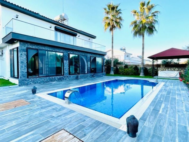 SPEZIELLES DESIGN 4+1 LUXURIÖSE VILLA ZUM VERKAUF IN BELLAPAIS, KYRENIA!!