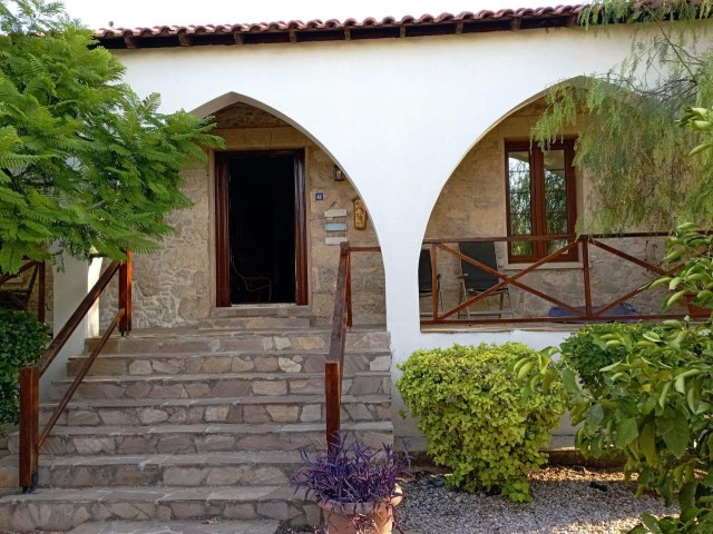 3+1 VILLA WITH POOL FOR SALE IN TURKISH KOÇANLI IN GIRNE OZANKÖY!!