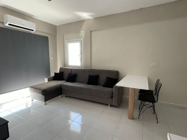 LEFKOŞA KÜÇÜK KAYMAKLI'DA EŞYALI 2+1 SATILIK DAİRE !!