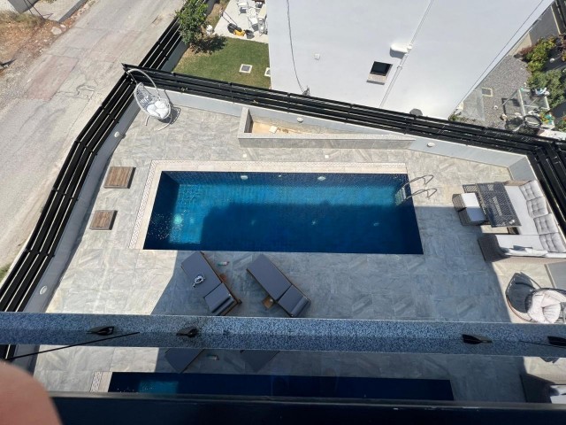 LUXUSVILLA 3+1 ZUR TÄGLICHEN MIETE IN GIRNE OZANKÖY!!