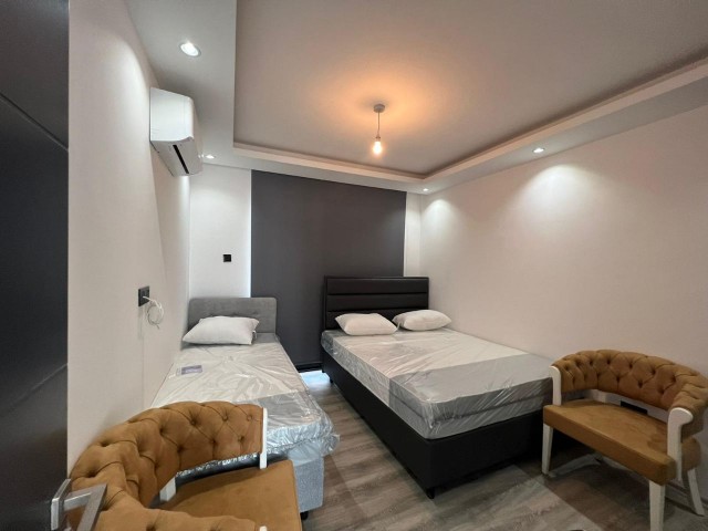 LUXUSVILLA 3+1 ZUR TÄGLICHEN MIETE IN GIRNE OZANKÖY!!