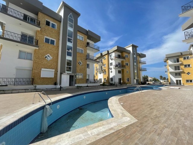 1+1 FLAT FOR SALE IN A SITE WITH POOL IN GIRNE ALSANCAK!!