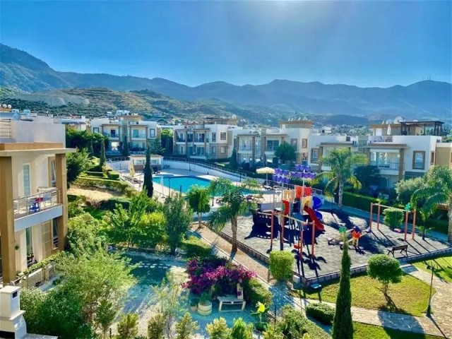 1+1 FLAT FOR SALE IN A SITE WITH POOL IN GIRNE ALSANCAK!!