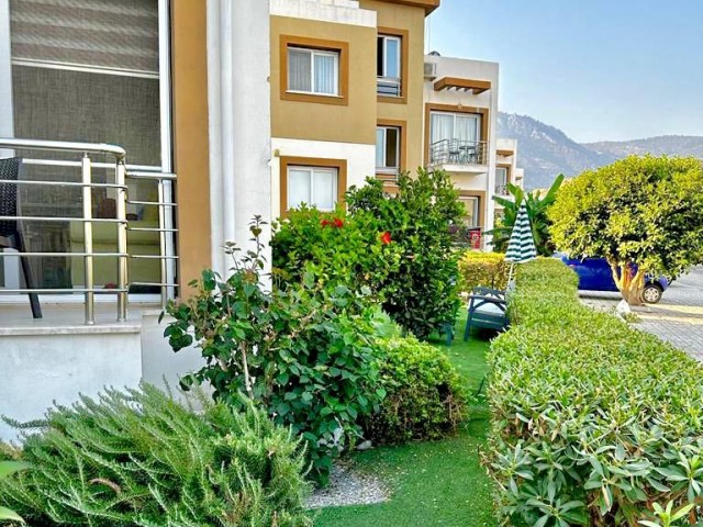 1+1 FLAT FOR SALE IN A SITE WITH POOL IN GIRNE ALSANCAK!!