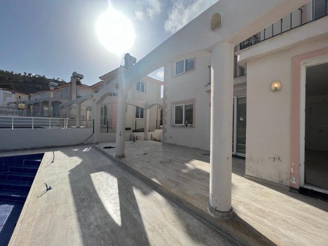 3+1 VILLA MIT PRIVATEM POOL ZU VERKAUFEN IN KARŞIYAKA, KYRENIA!!