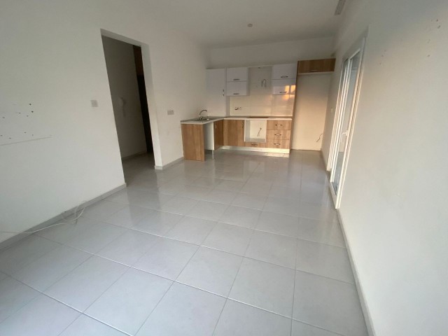 2+1 FLATS FOR SALE IN NICOSIA KÜÇÜK KAYMAKLI WITH OPPORTUNITY PRICES!!