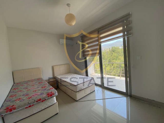 3+1 PENTHOUSE FOR RENT WITH PANORAMIC VIEW IN KYRENIA CENTER!!